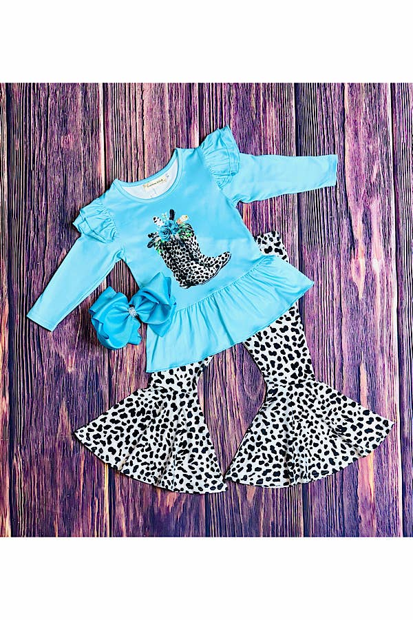 Light blue, boots cheetah 2pc