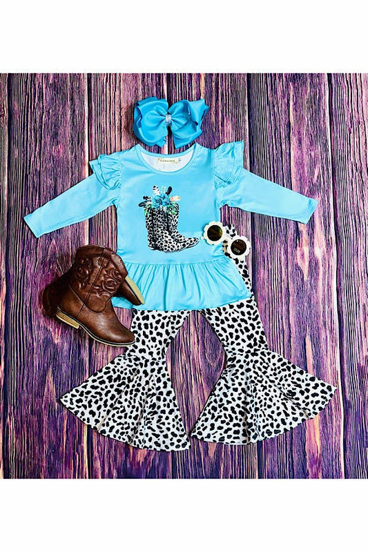 Light blue, boots cheetah 2pc